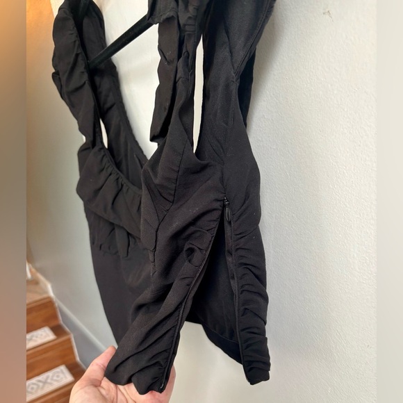 Zara Black Ruffle Off Shoulder Crop Blouse - Picture 4 of 8